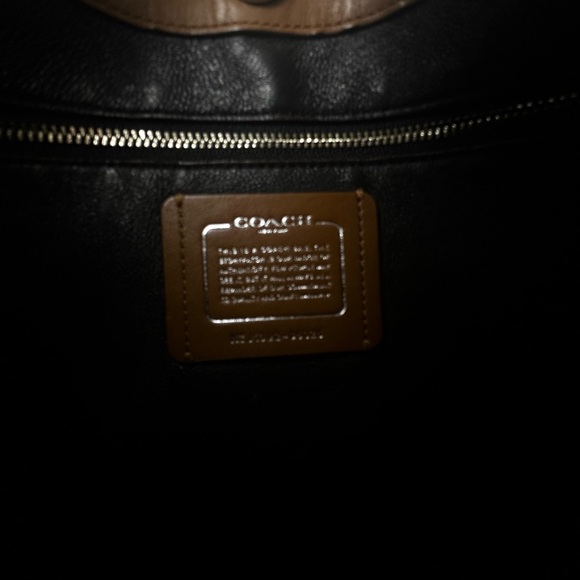 Coach Nomad Hobo Brown Glovetanned Leather Bag - Picture 8 of 11